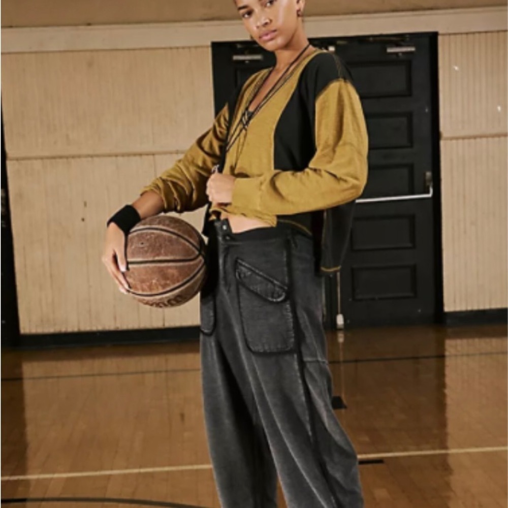NWT FREEPEOPLE Team Player Layer